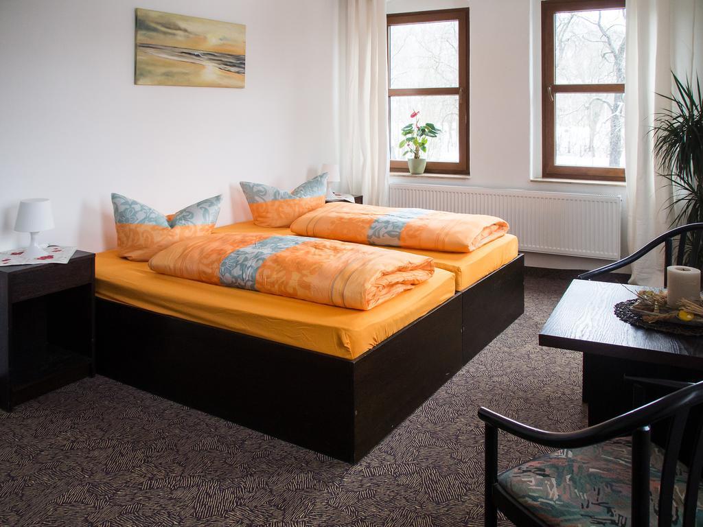Sefano Nossen Hotel Buitenkant foto