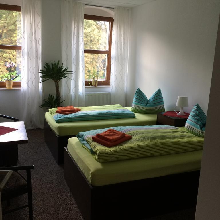 Sefano Nossen Hotel Buitenkant foto